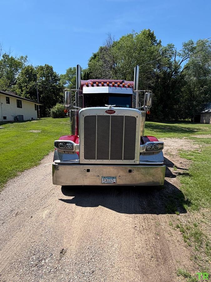 Used 2020 Peterbilt 389