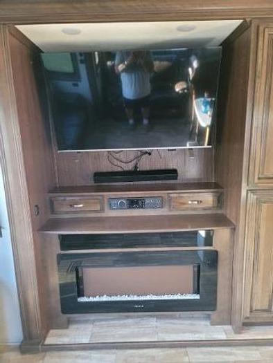 Used 2018 Forest River Riverstone 37IK