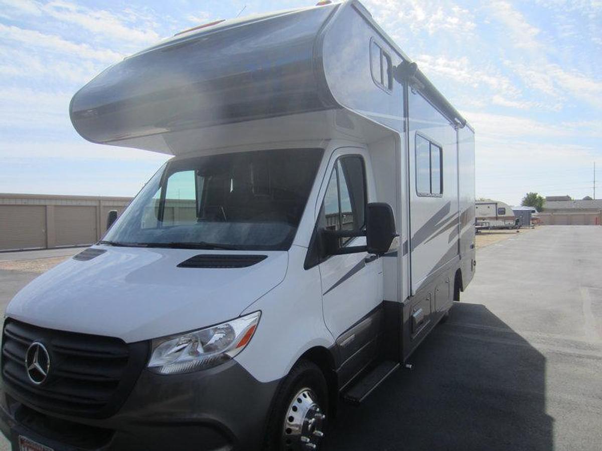Used 2020 Winnebago Vita 24F