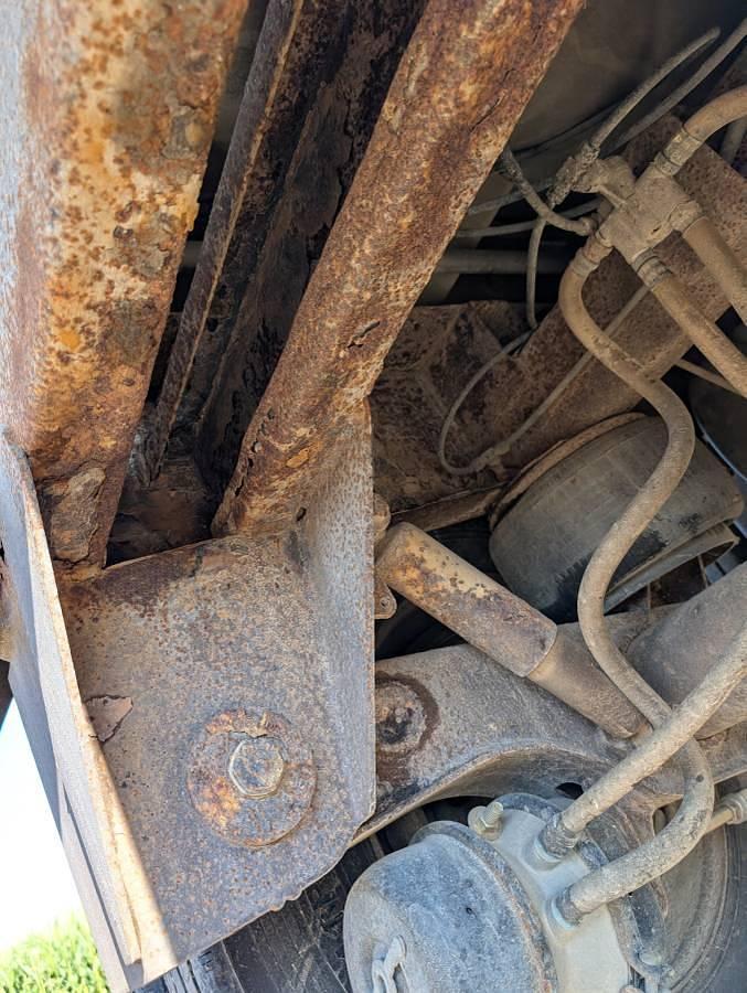 Used 2005 CEI Pacer 24 Ton Feed Trailer