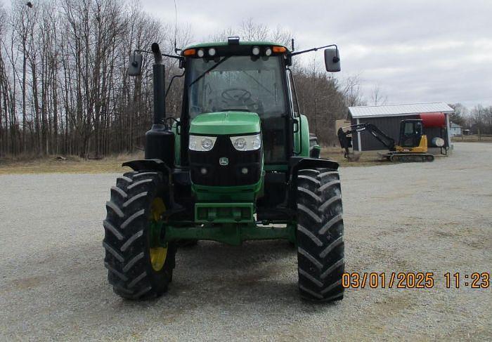 Used 2017 JOHN DEERE 6110M