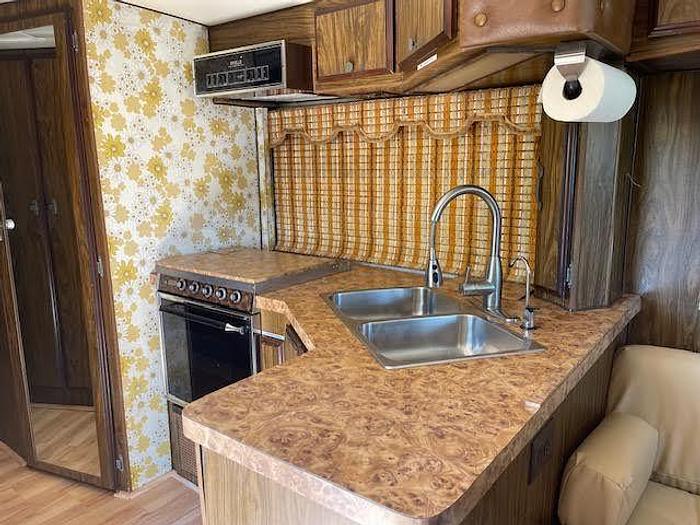 Used 1978 Apollo DB3000 Motorhome