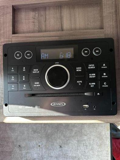 Used 2017 Winnebago Winnie Drop WD1780