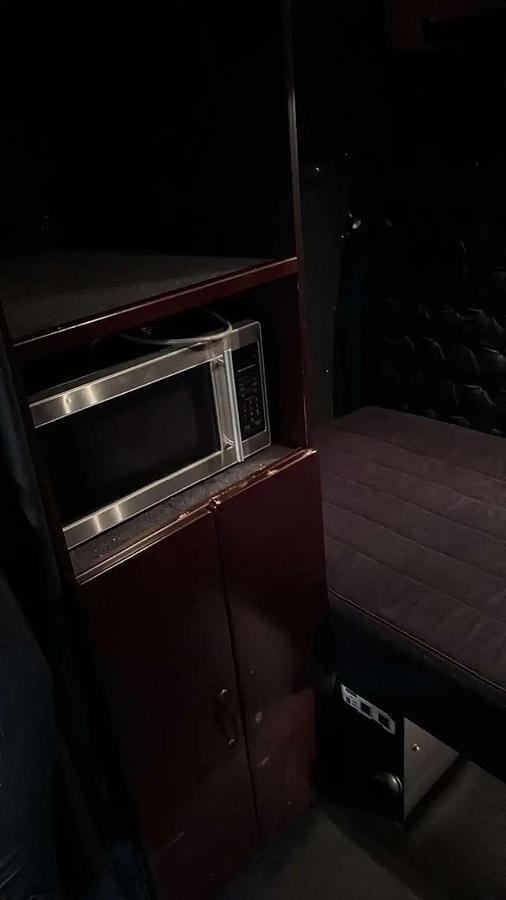 Used 2022 Western Star 4900SF Conventional Sleeper Semi