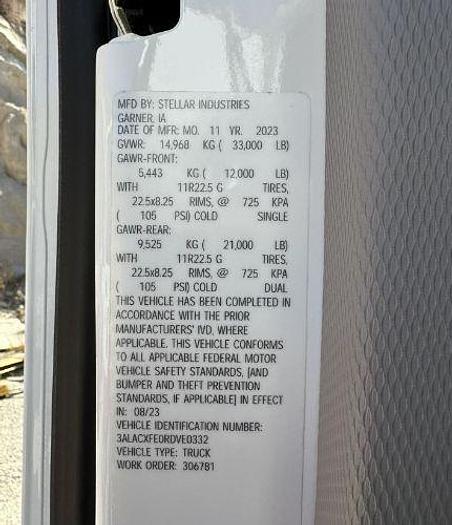 Used 2023 Freightliner BUSINESS CLASS M2 106