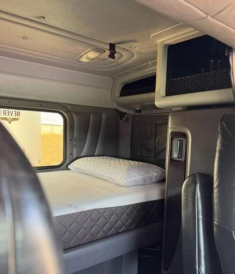 Used 2020 PETERBILT 389 and 2019 Armor Lite Trailer