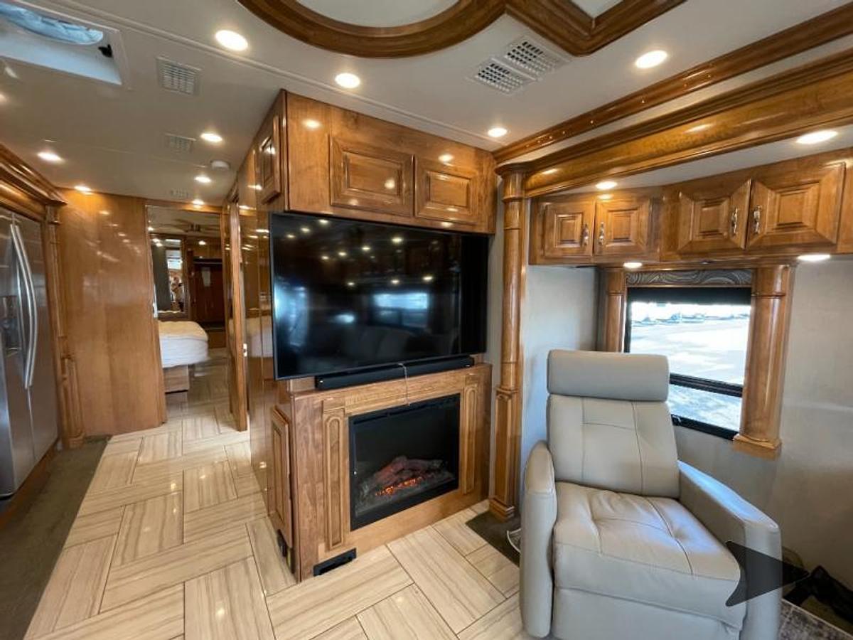 Used 2017 American Coach American Revolution 42P Class A Motorhome