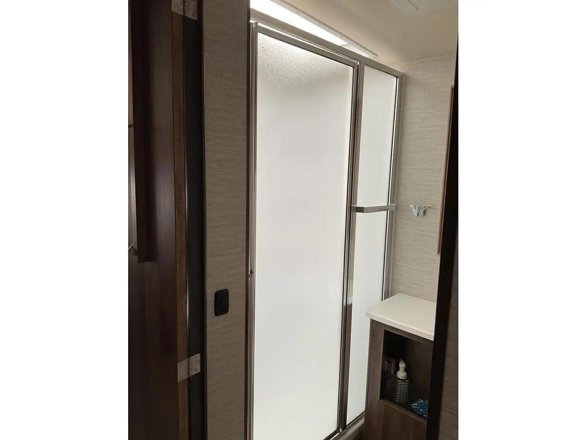 Used 2020 Winnebago Vista 29V