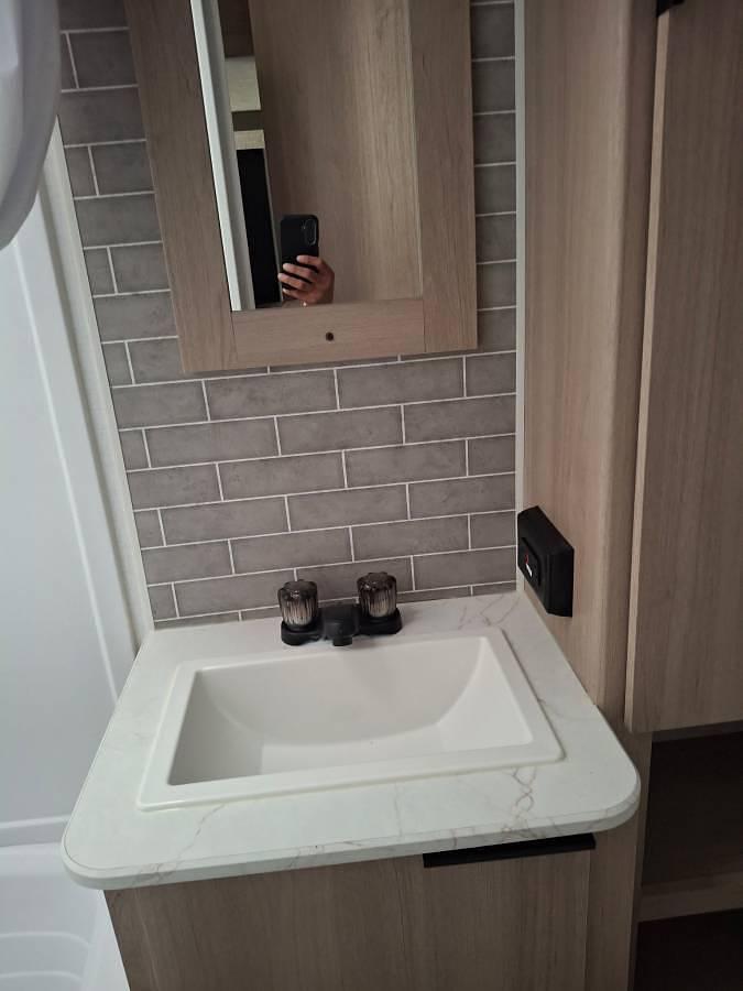 Used 2025 Keystone Kodiak trailer