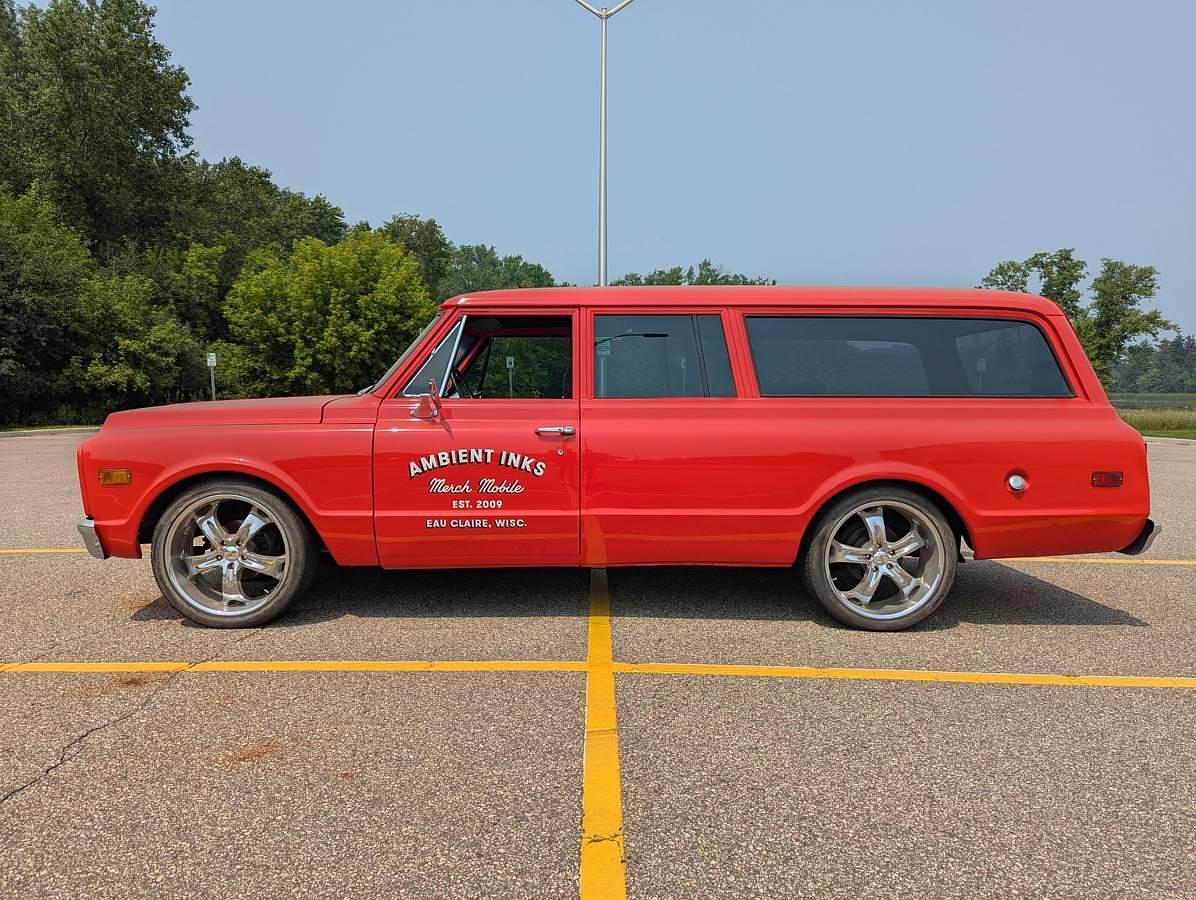 Used 1972 Chevrolet Suburban