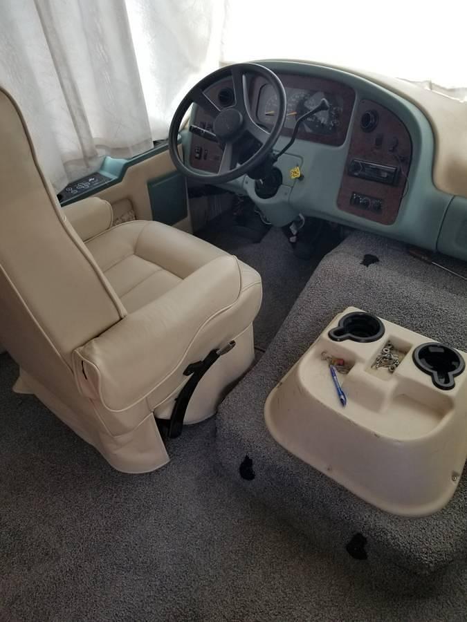 Used 2001 Condor R Vision