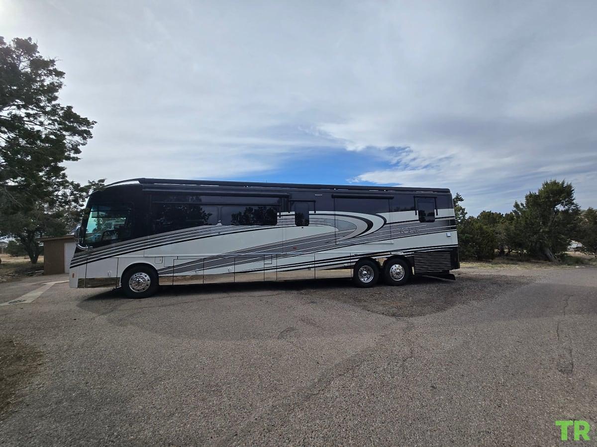 Used 2017 Winnebago Grand Tour 45RL