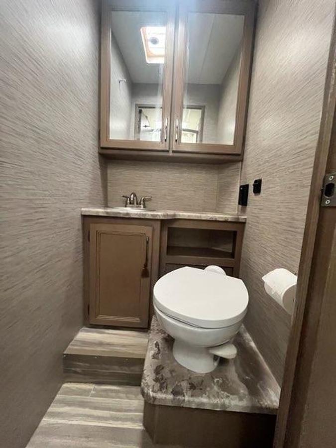 Used 2021 Thor Motor Coach Four Winds 28A Class C Motorhome