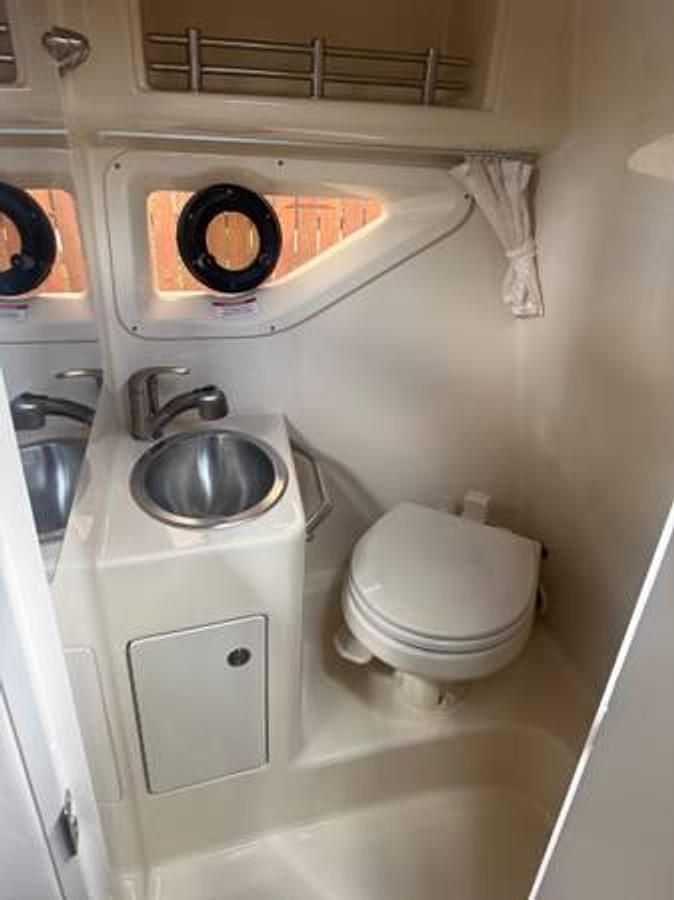 Used 2014 Sea Ray Sundancer 260