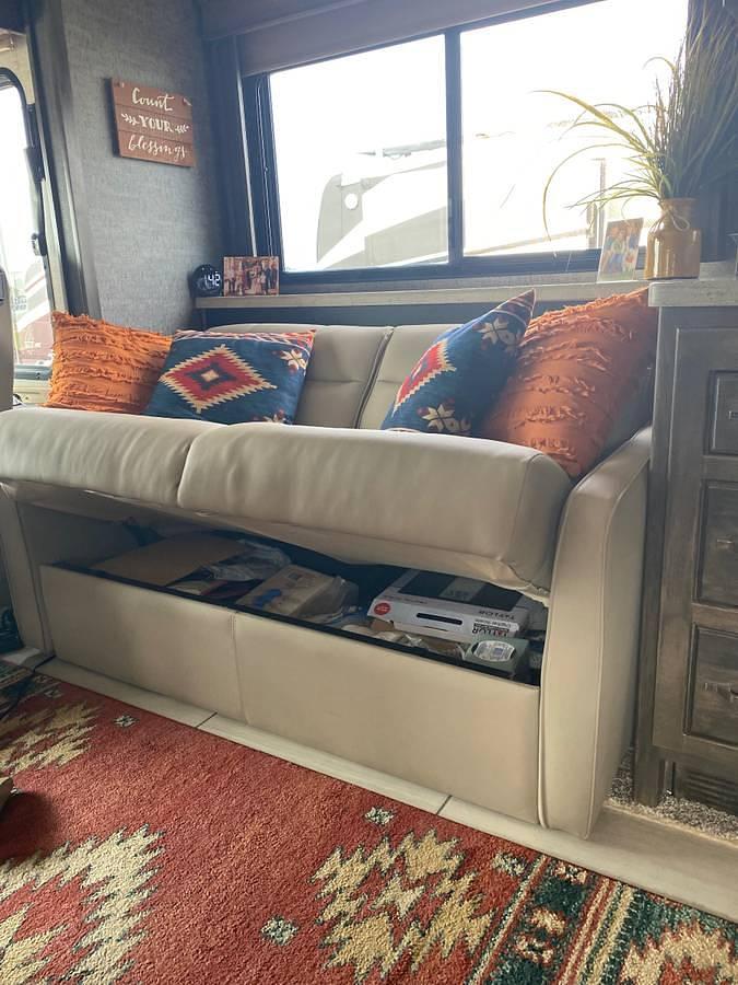 Used 2022 Tiffin Allegro Red 360BA