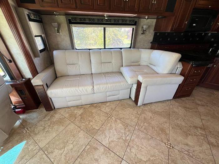 Used 2011 Winnebago Tour 42QD
