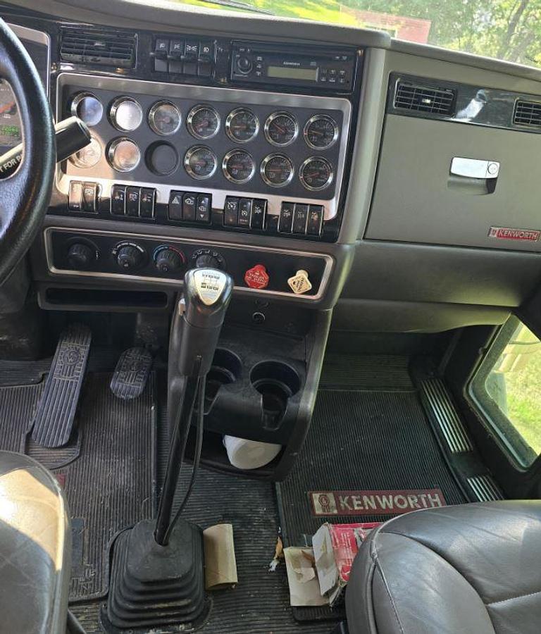 Used 2008 KENWORTH T800