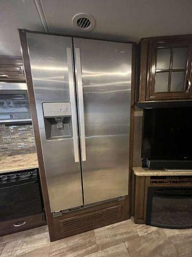 Used 2017 Thor Motor Coach Challenger 37LX