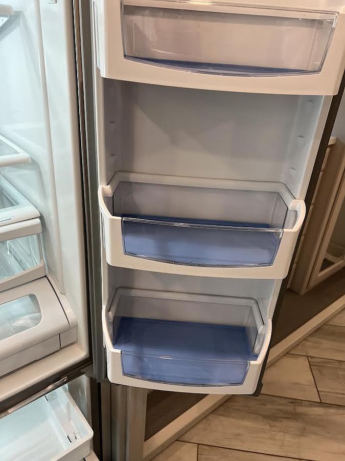 Used 2022 Fleetwood Discovery LXE 40M Class A Motorhome