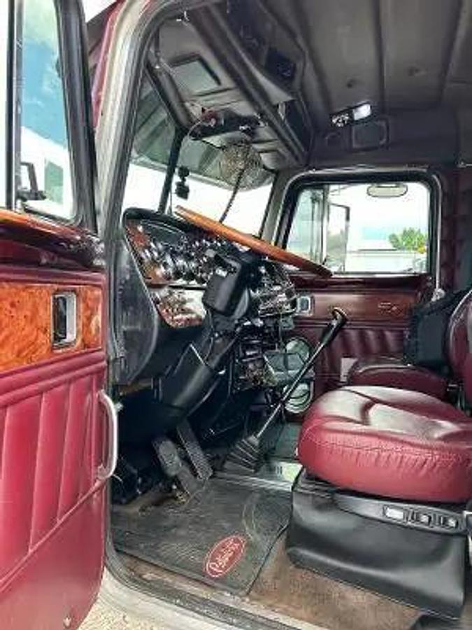 Used 2004 Peterbilt 379