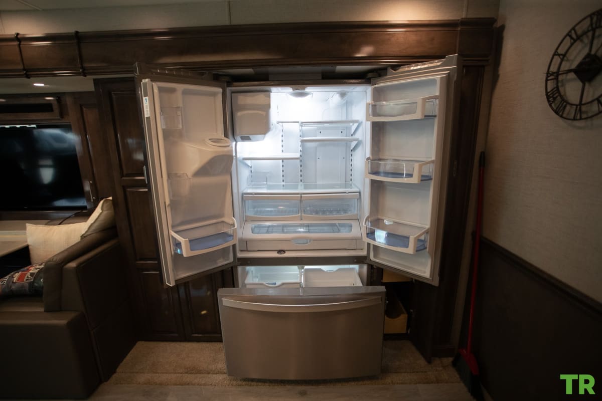 Used 2020 Entegra Aspire 44R | 450 HP Cummins Diesel | Bath & Half | Luxury Coach | Only 16,000 Miles