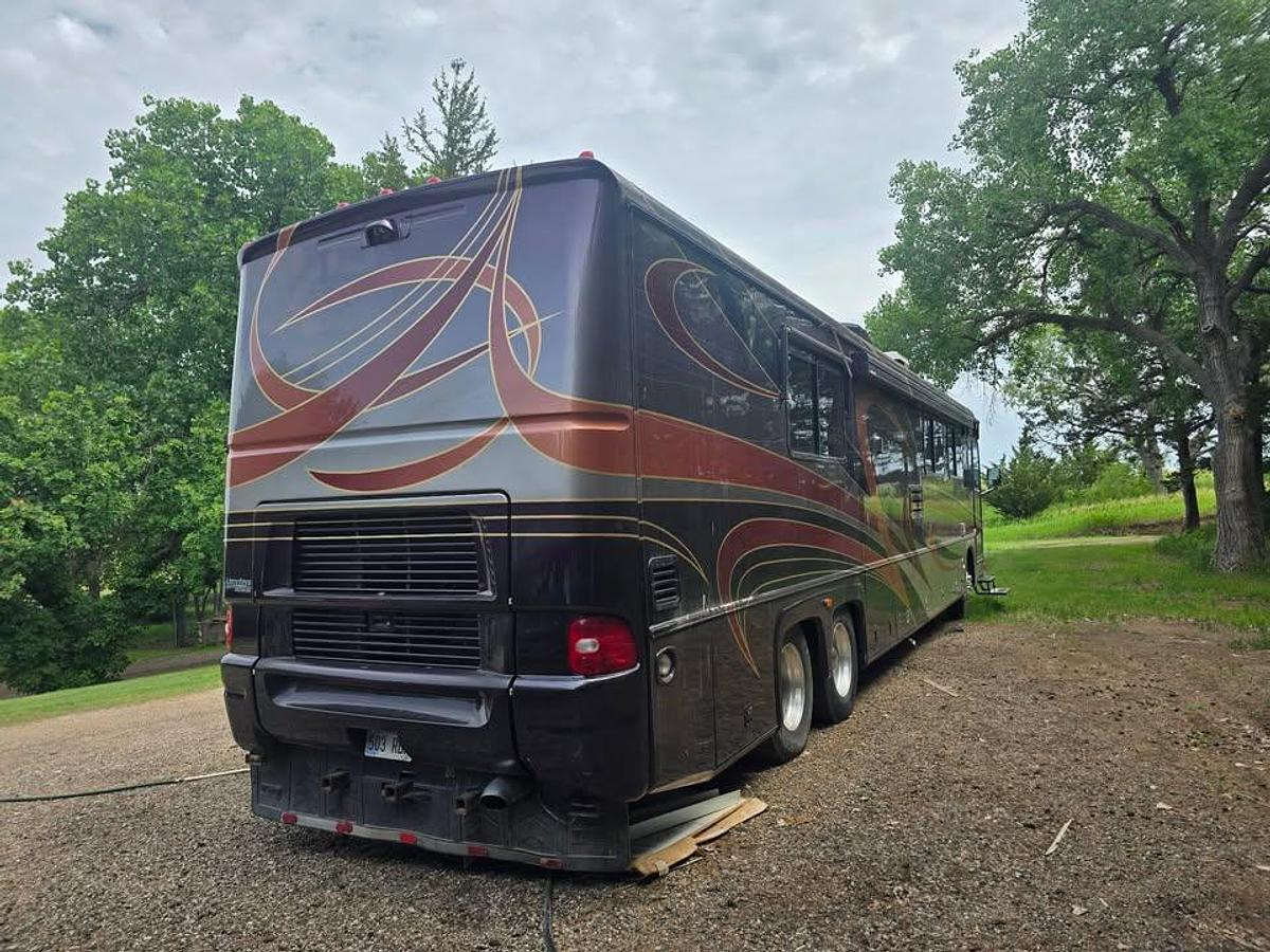 Used 2002 Gulfstream Tourmaster