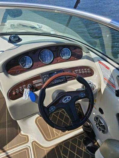 Used 2020 Sea Ray 240 Sundeck