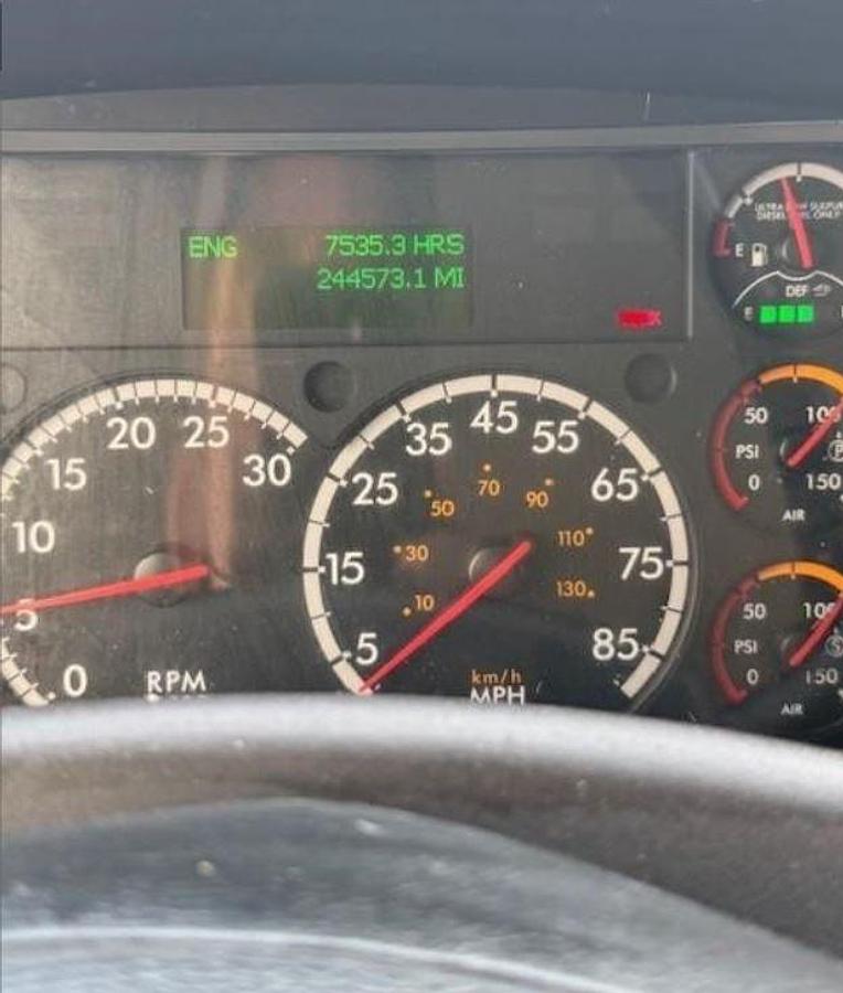 Used 2016 Freightliner M2 Box Truck