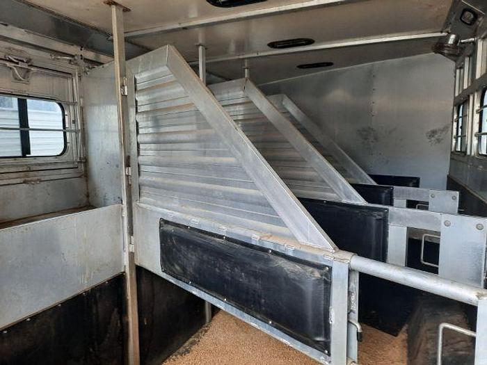 Used 1997 Freightliner FL50 3126 Cat Engine & 1998 4 horse hart QL trailer