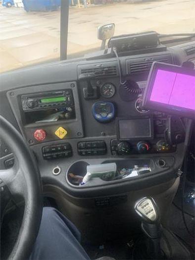 Used 2012 Freightliner Cascadia 125