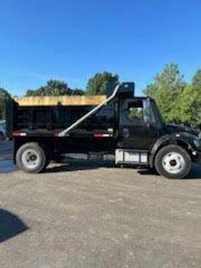 Used 2015 Freightliner BUSINESS CLASS M2 106