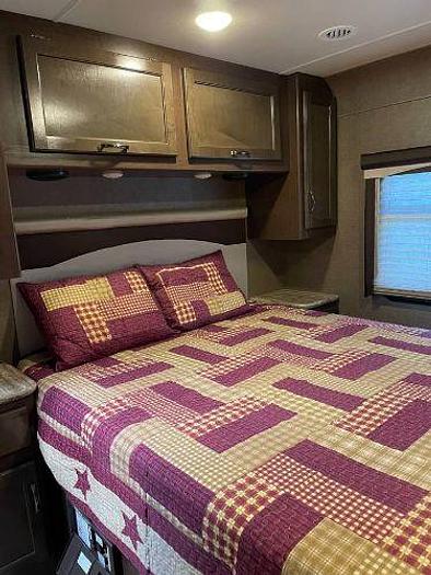 Used 2017 Thor Motor Coach A.C.E.