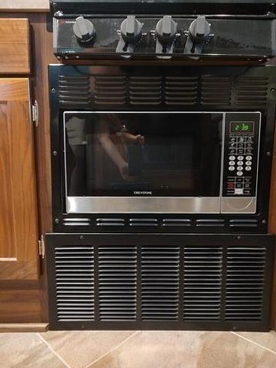 Used 2020 Winnebago Vita 24P