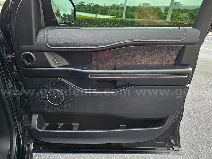 Used 2018 Ford Expedition Limited
