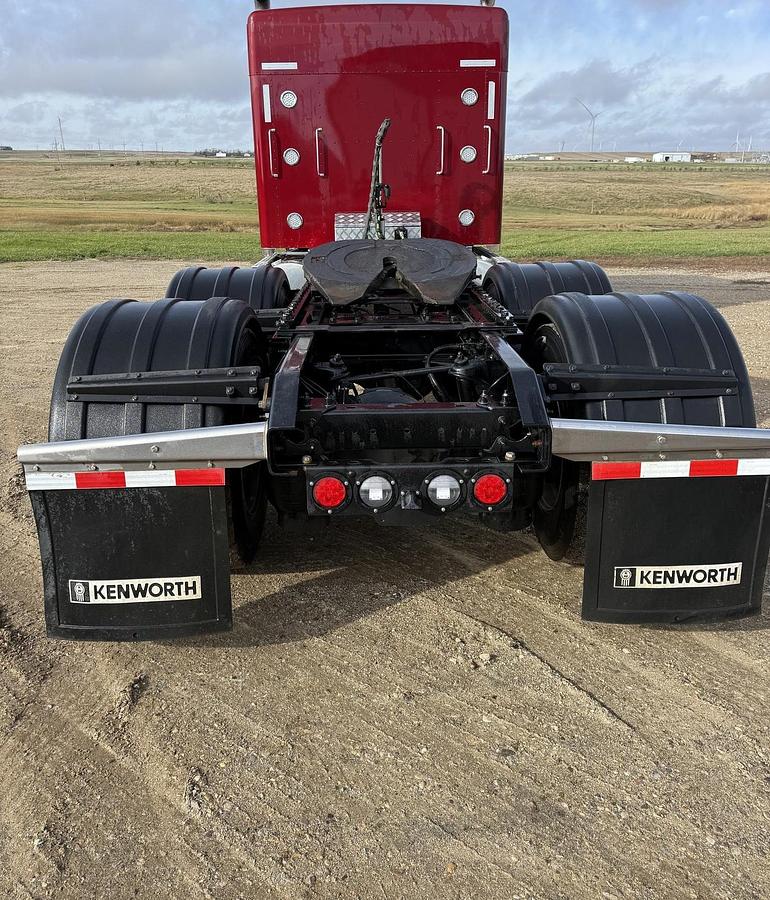 Used 2025 Kenworth W900 Sleeper Semi Truck