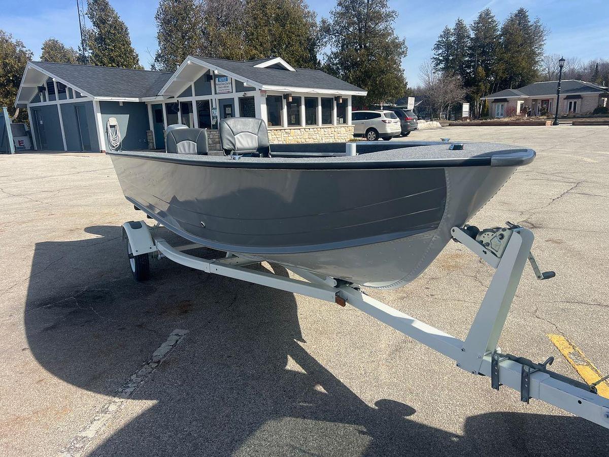 Used 1986 Starcraft 1600