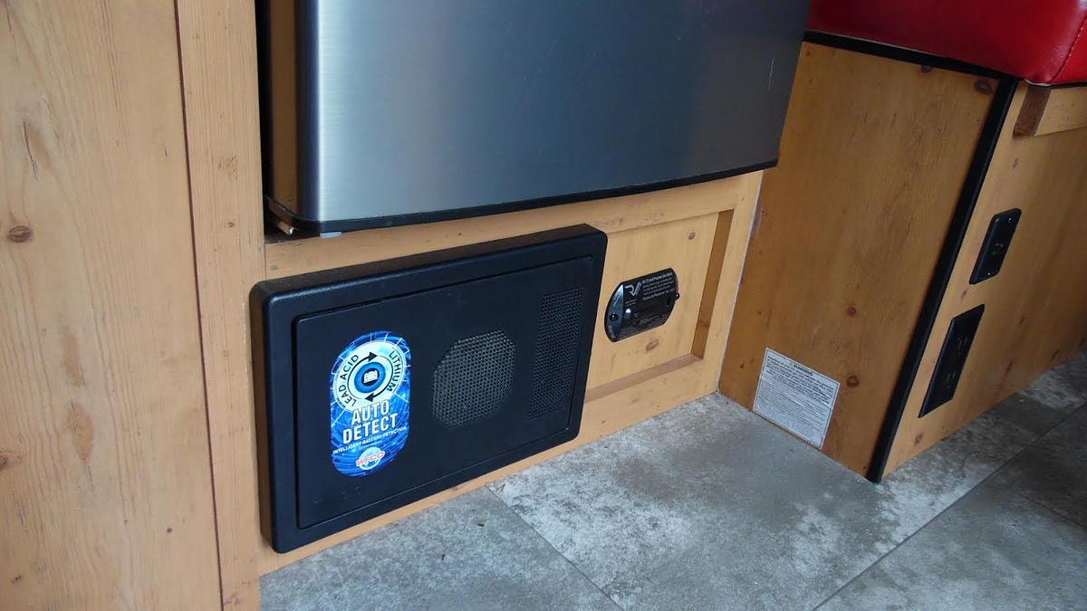 Used 2023 Sunray 149 Sport Travel Trailer