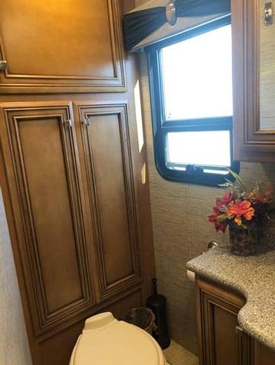 Used 2017 Newmar Bay Star 3401