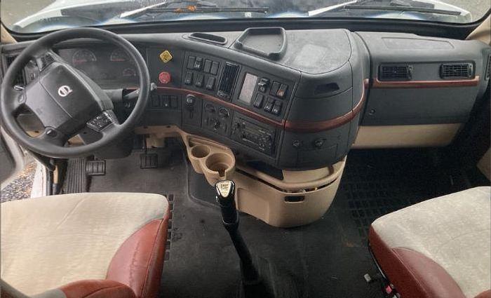 Used 2006 Volvo VT64T880