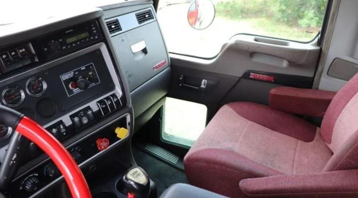 Used 2013 Kenworth T800