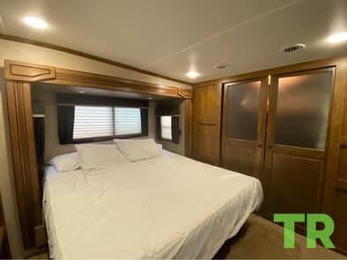 Used 2016 CrossRoads Cameo 34' Fifth Wheel