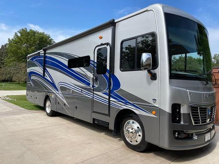 Used 2022 Holiday Rambler Vacationer 33C