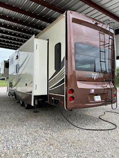 Used 2017 Heartland Bighorn 3160 Elite