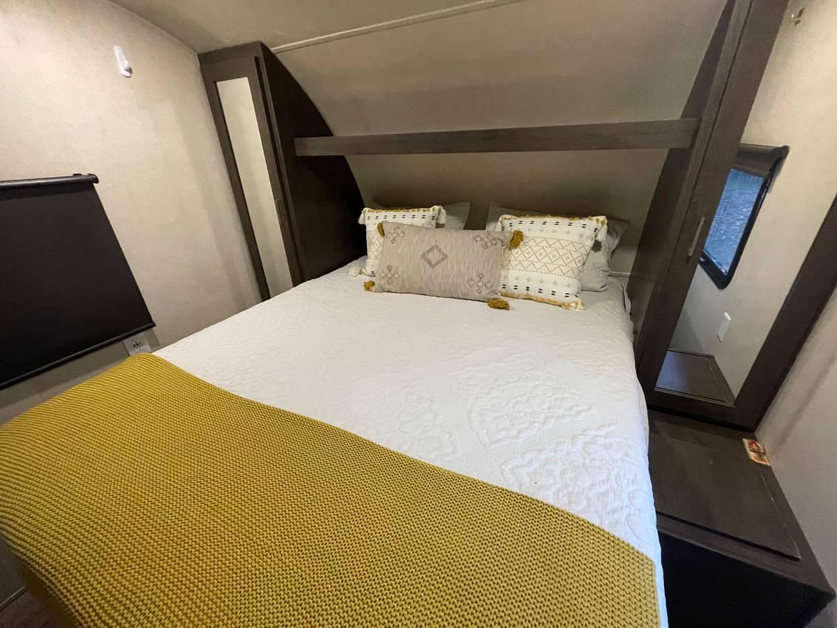 Used 2018 Forest River Salem Travel Trailer