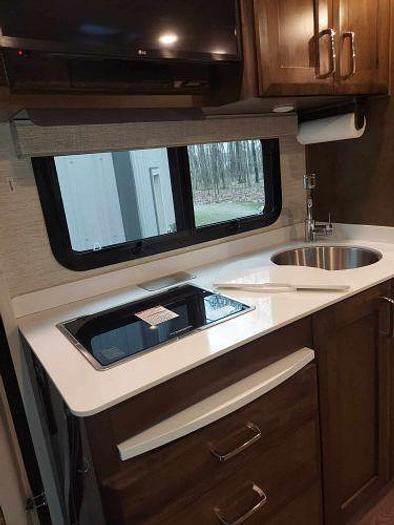 Used 2021 Tiffin Wayfarer RW