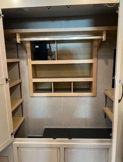 Used 2023 Newmar Dutch Star 4369