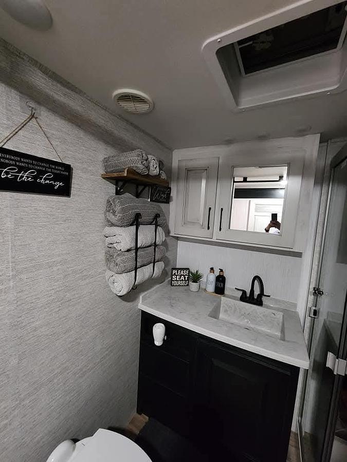 Used 2023 Heartland Big Horn 3700 RL