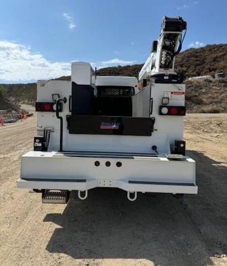 Used 2023 Freightliner BUSINESS CLASS M2 106