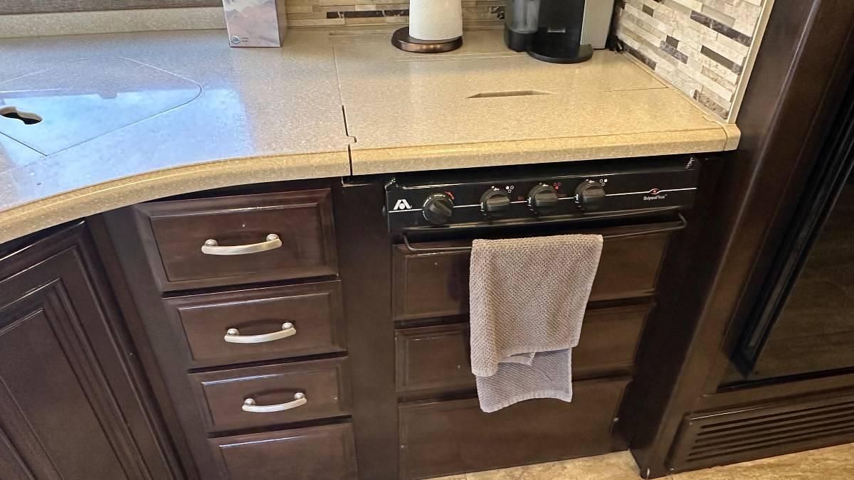 Used 2017 Thor Motor Coach Palazzo 36.1 Class A Motorhome