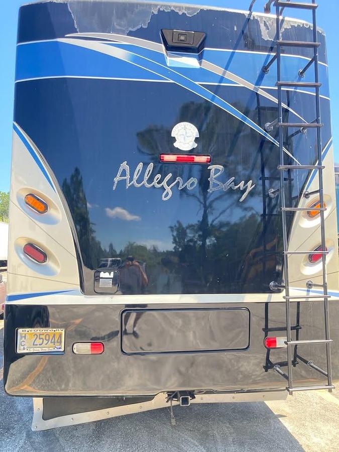 Used 2008 Tiffin Allegro Bay 37DB